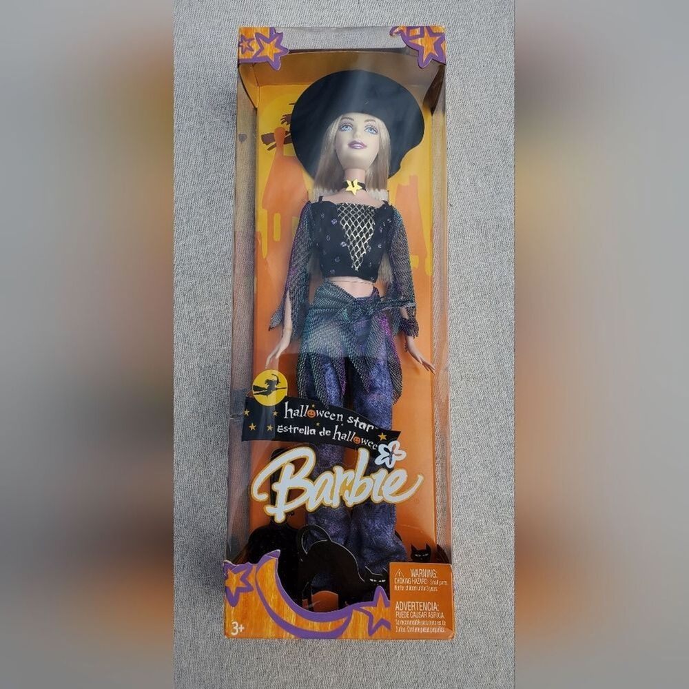Collectible Halloween Star Barbie from 2005 Estrella de Halloween Mattel